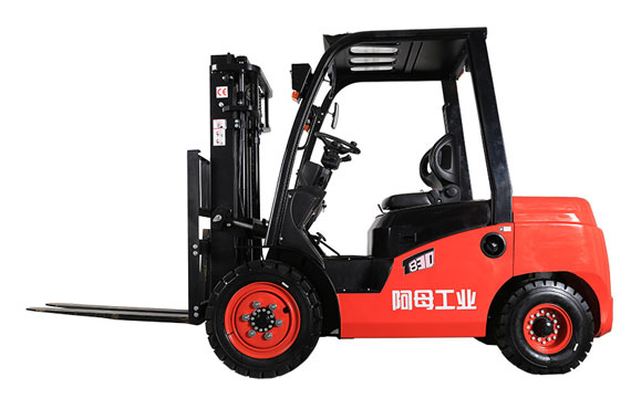 2.0-3.5噸T8進(jìn)口發(fā)動(dòng)機(jī)內(nèi)燃叉車